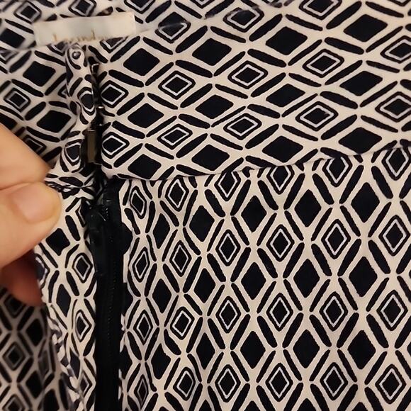 Laundry by Shelli Segal Geometric Print Pants, EUC, 10 - Picture 5 of 8